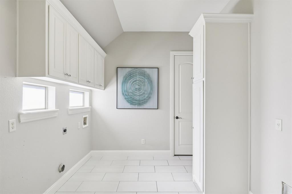 Whispering Oaks - Residential