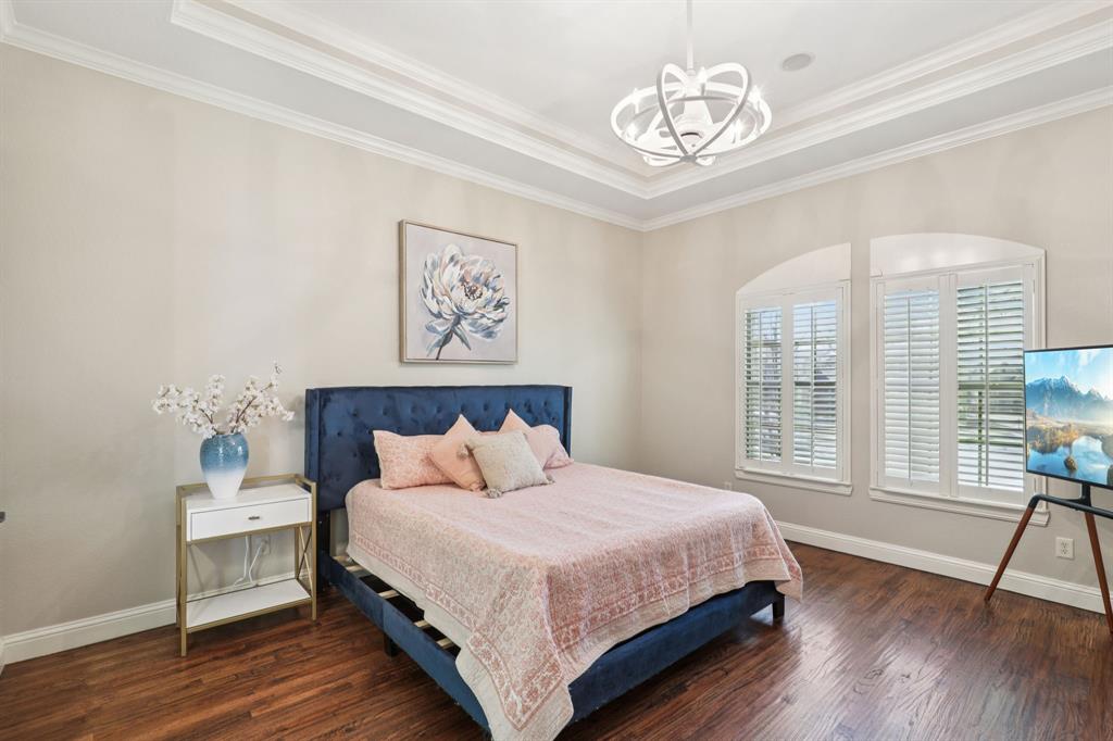 Whispering Oaks - Residential