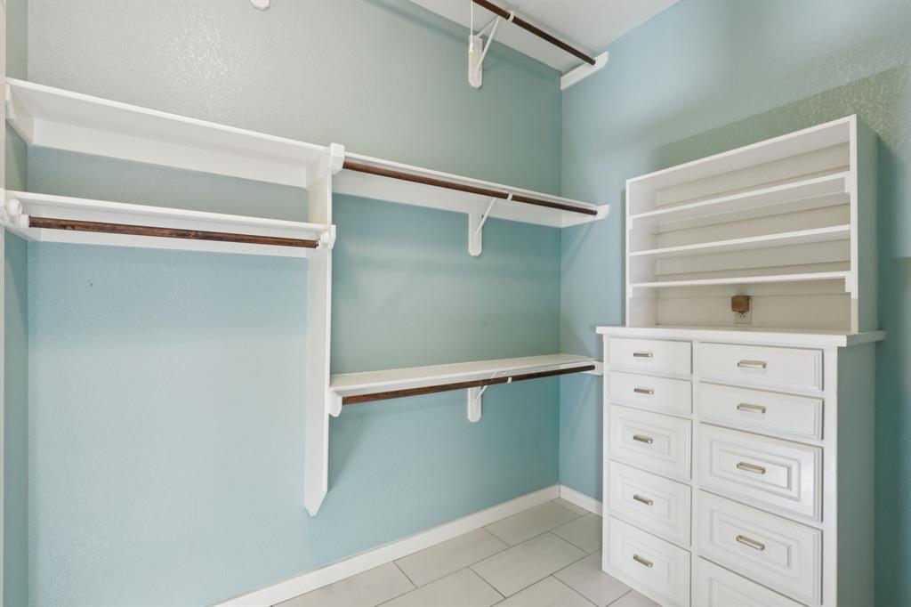 Whispering Oaks - Residential