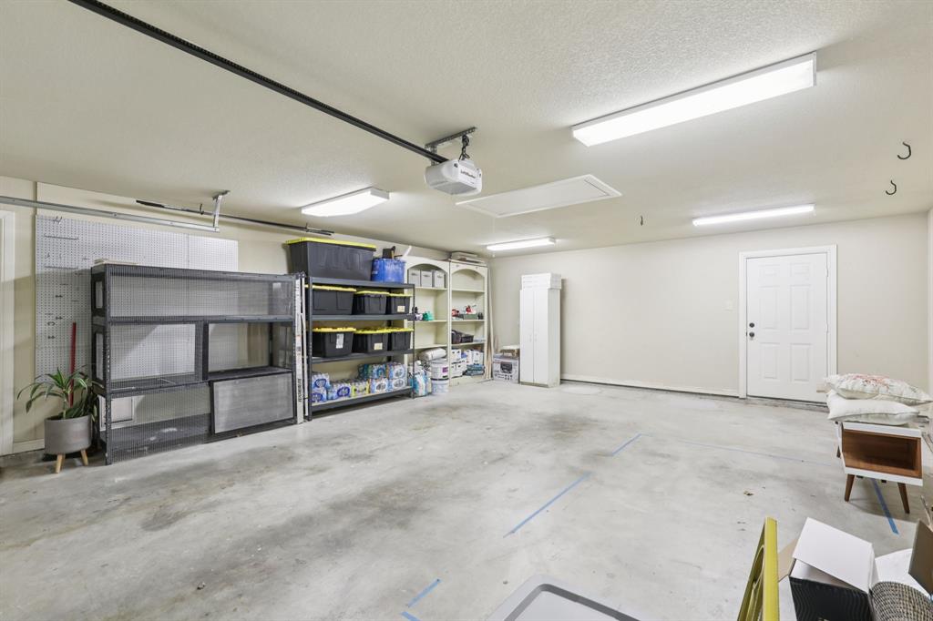 Whispering Oaks - Residential