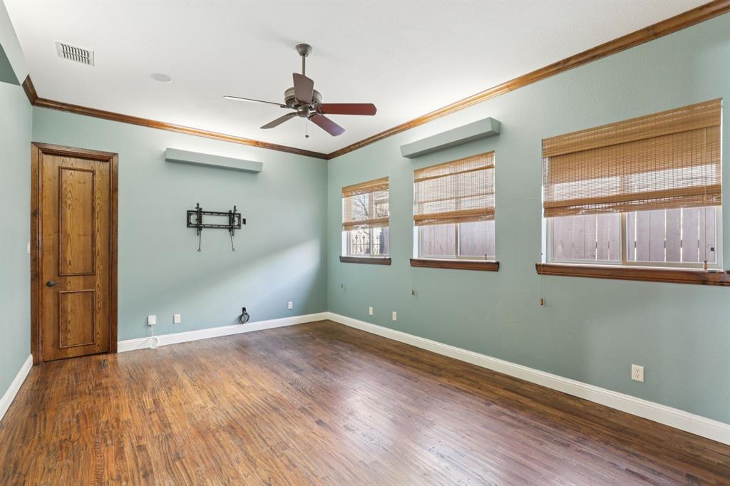 Whispering Oaks - Residential