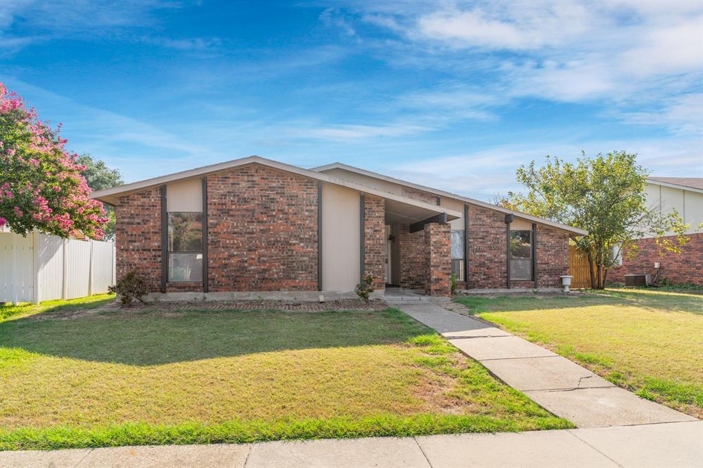 3312 Crater Lane