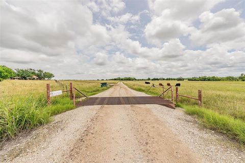 Photo of 1174 Pioneer Road, New Fairview, TX 76078 (MLS # 21286144)