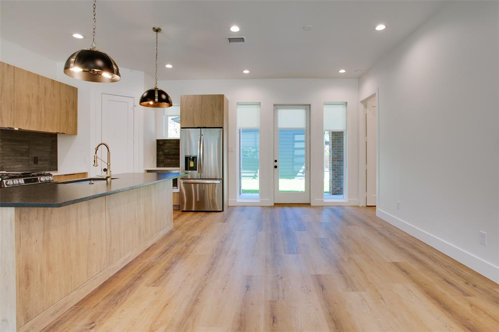 Oak Cliff Add 01 - Residential Lease