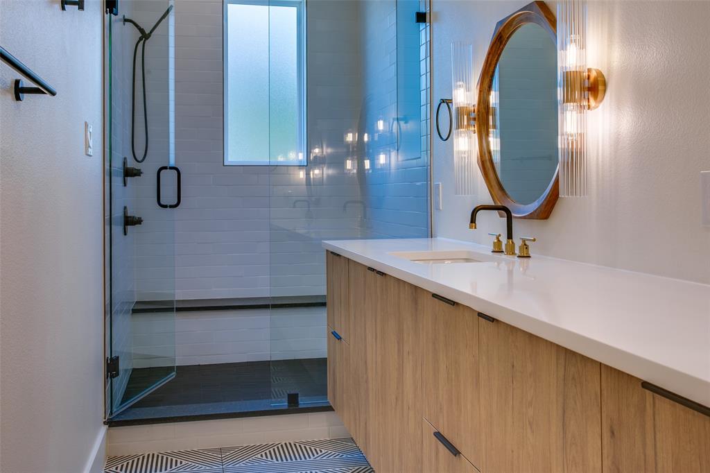 Oak Cliff Add 01 - Residential Lease