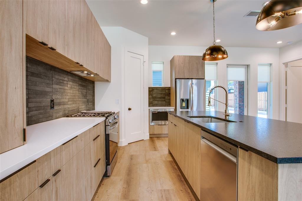 Oak Cliff Add 01 - Residential Lease