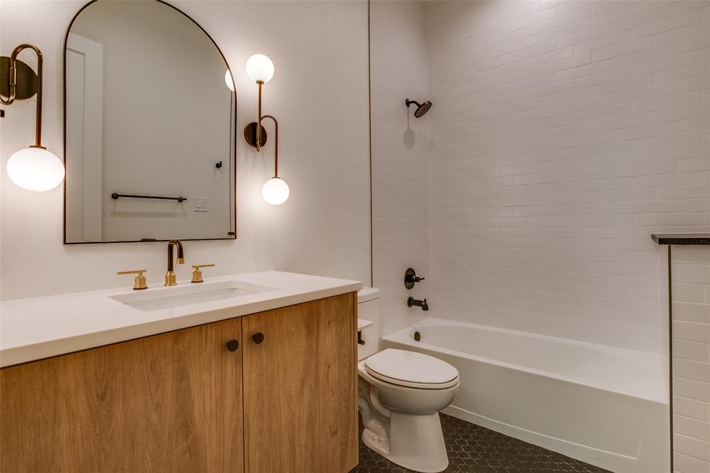 Oak Cliff Add 01 - Residential Lease