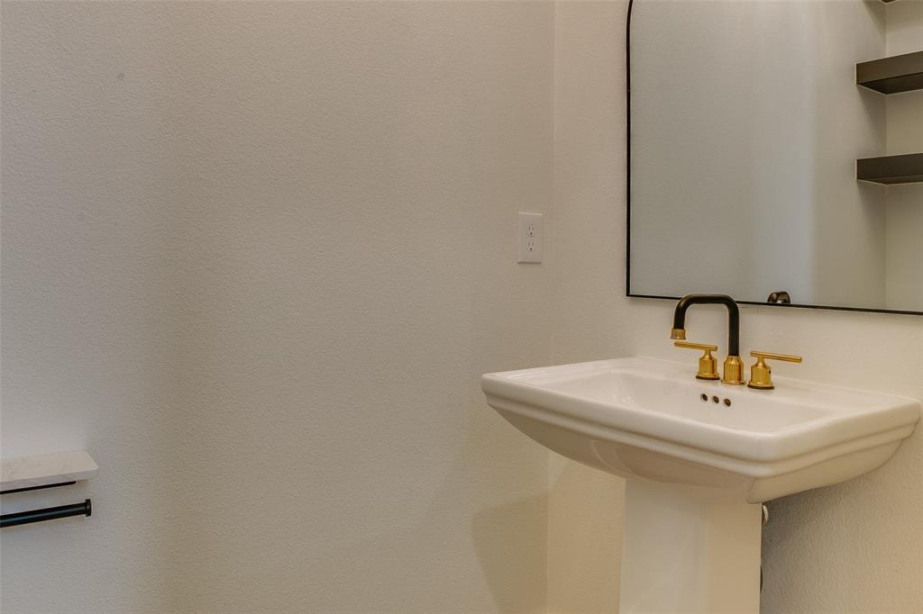 Oak Cliff Add 01 - Residential Lease