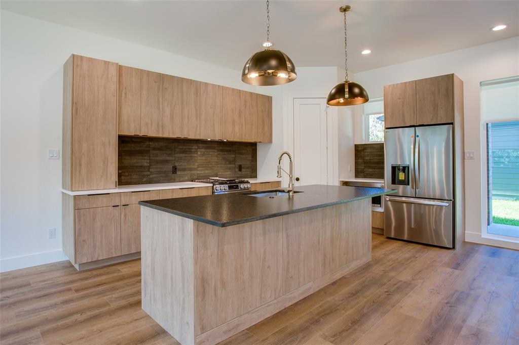 Oak Cliff Add 01 - Residential Lease