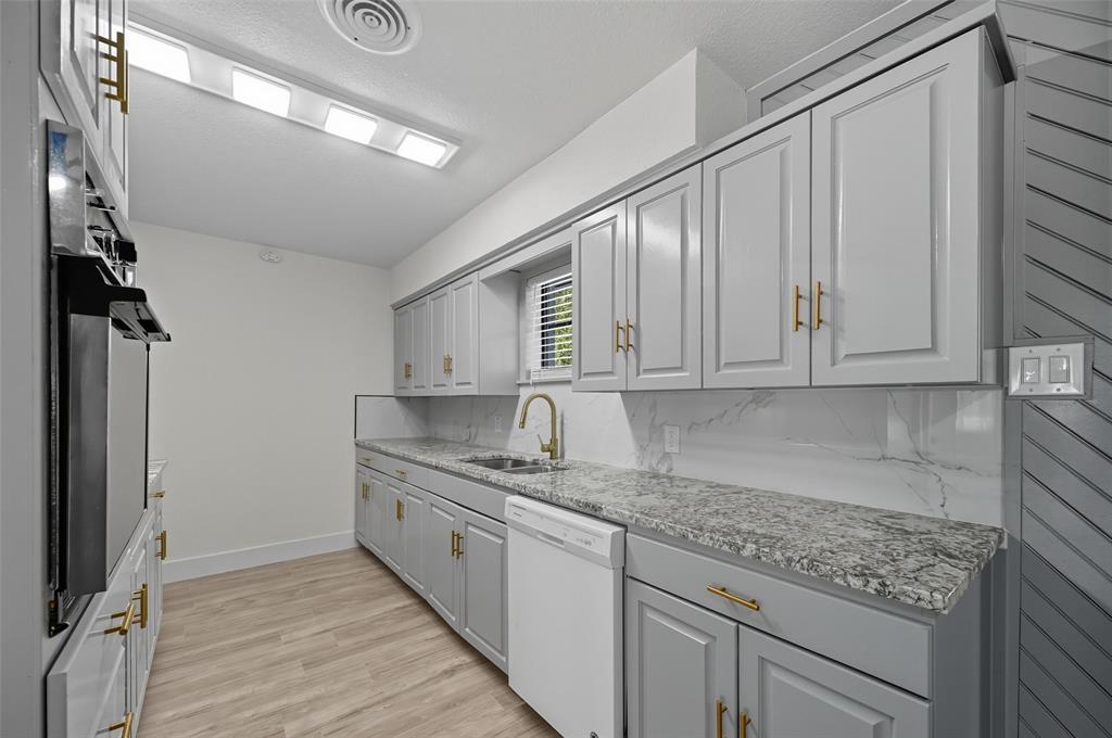 Lake Highland #1 - Residential