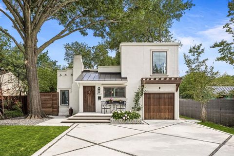 4722 W Amherst Avenue Dallas TX 75209