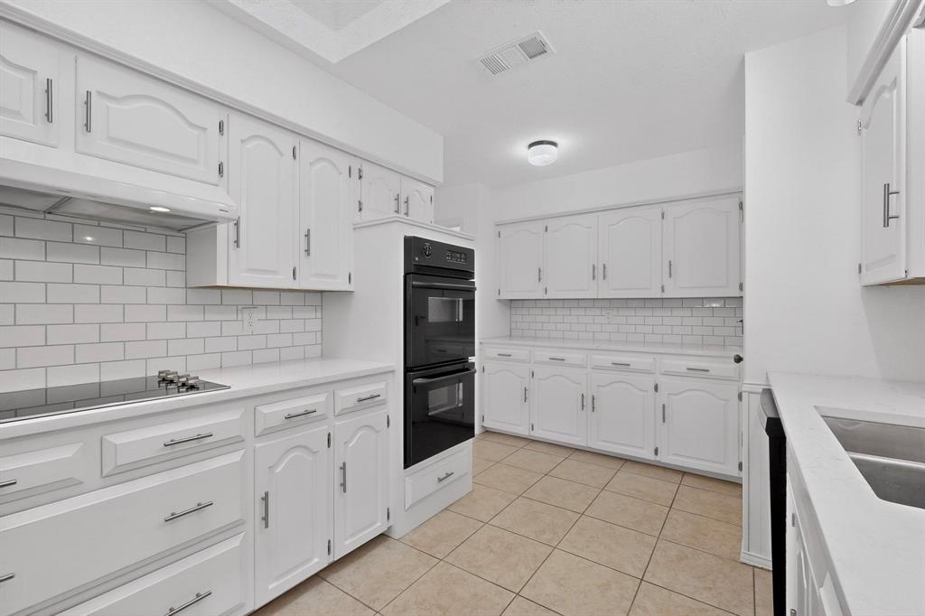 601 Fieldwood Circle