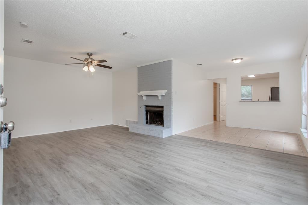 Ladd Sunrise Village Add - Residential Lease