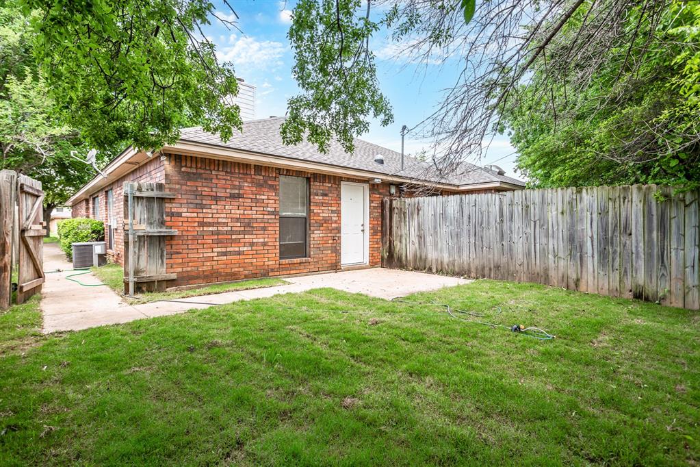 Ladd Sunrise Village Add - Residential Lease