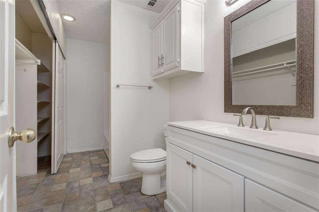 Ladd Sunrise Village Add - Residential Lease