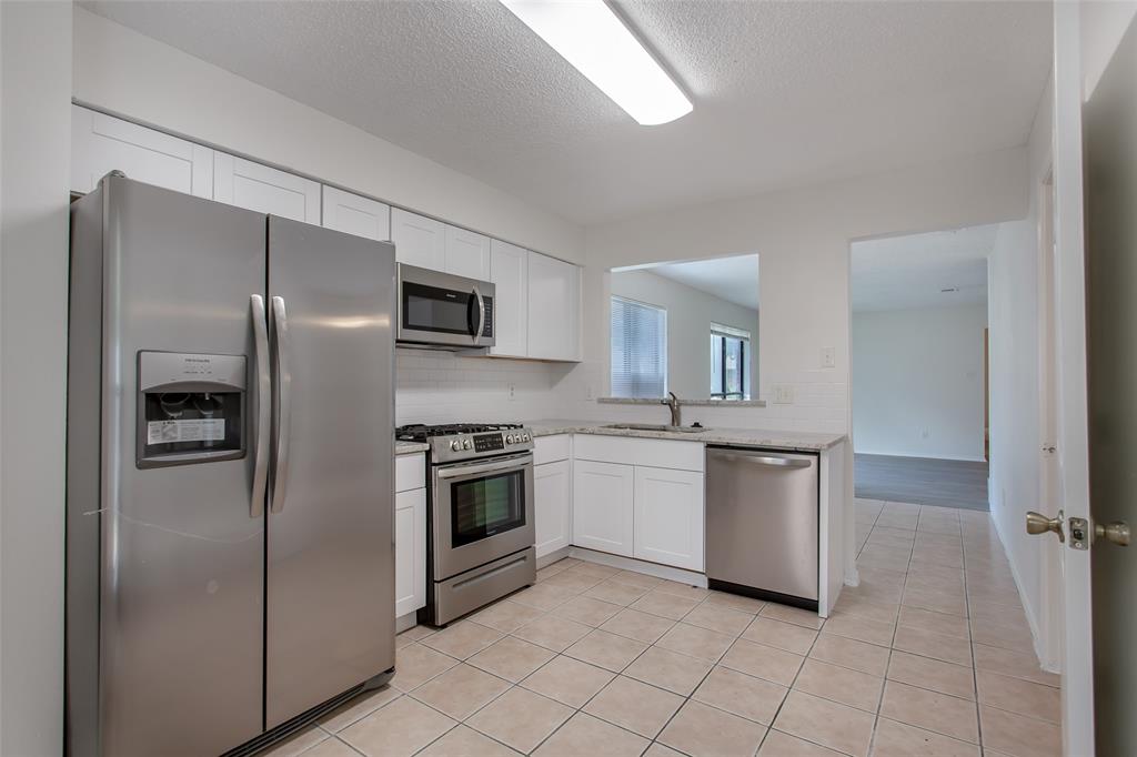 Ladd Sunrise Village Add - Residential Lease