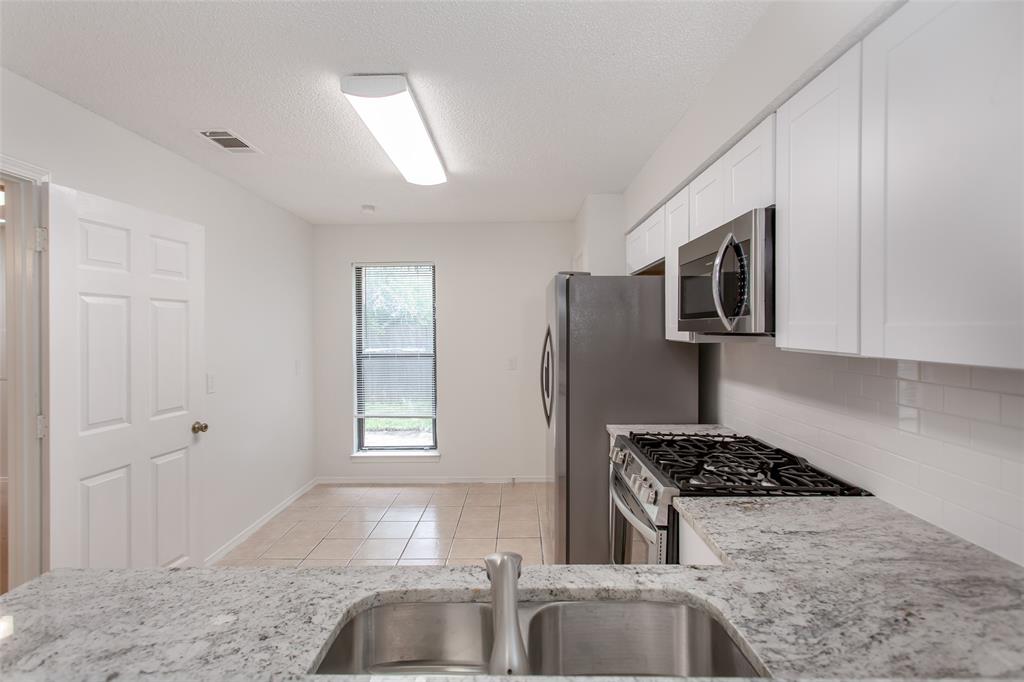 Ladd Sunrise Village Add - Residential Lease