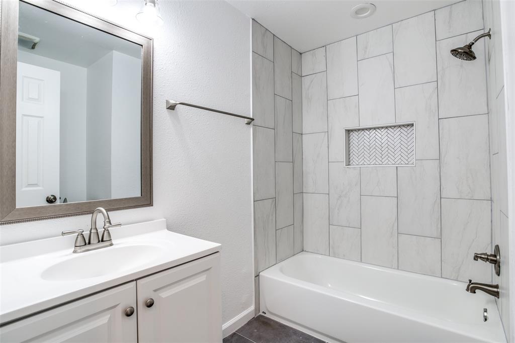 Keiths Richmond Hill Add - Residential Lease