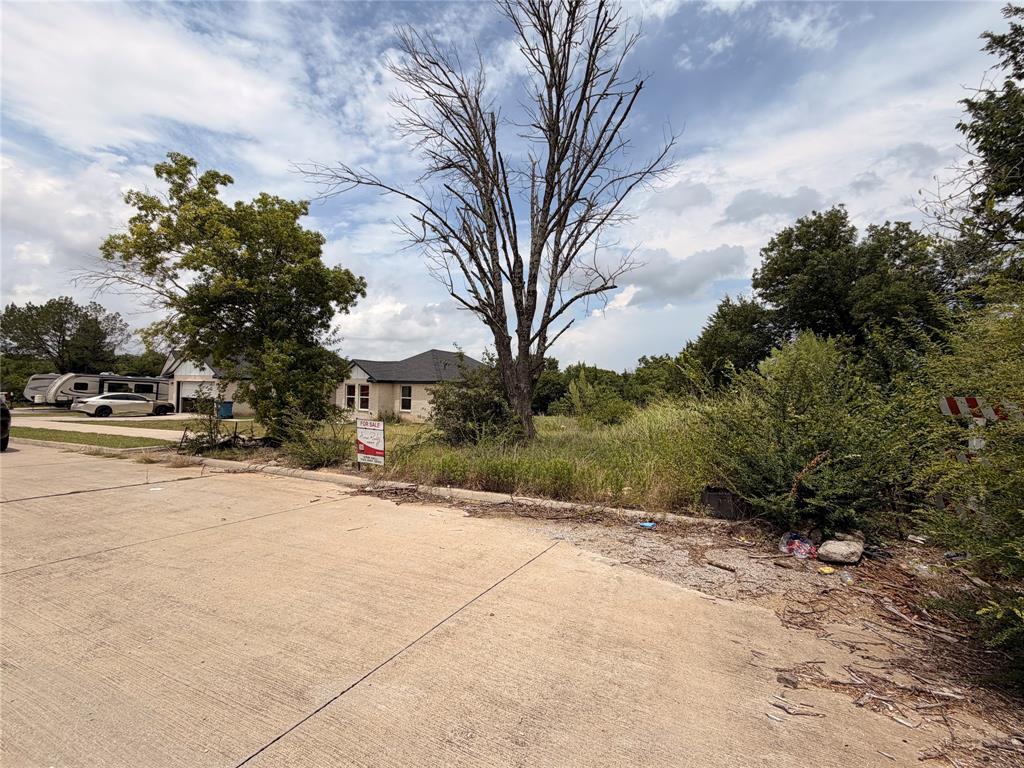 950 Bluff View Drive