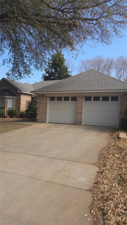 6009 Kenilworth Drive