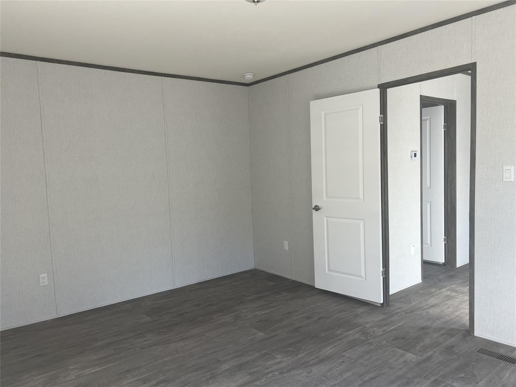 Runaway Bay Unit 7a - Residential