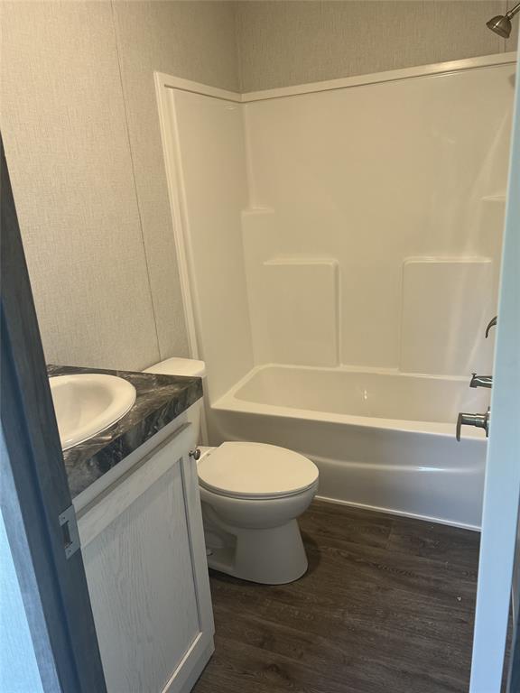 Runaway Bay Unit 7a - Residential