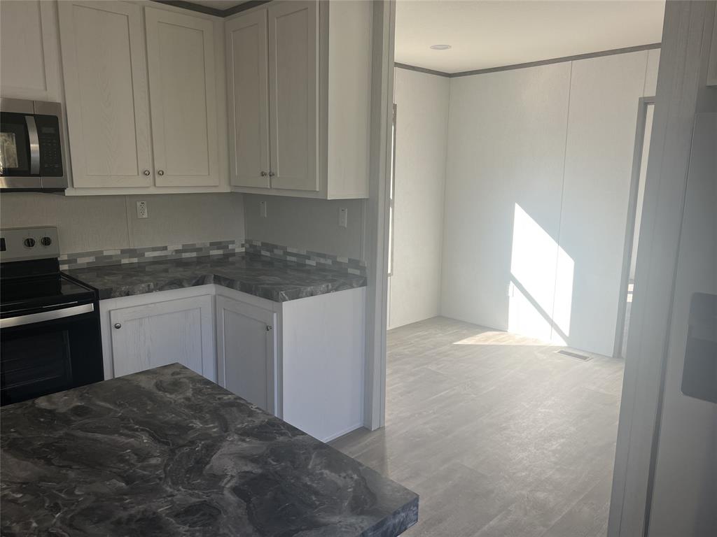 Runaway Bay Unit 7a - Residential