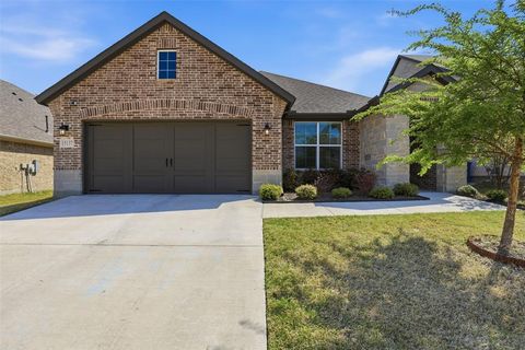 Photo of 15137 Devonne Drive, Aledo, TX 76087 (MLS # 21246104)