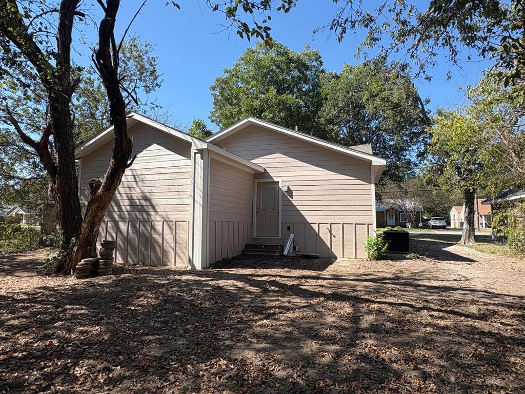 916 N Virginia Street