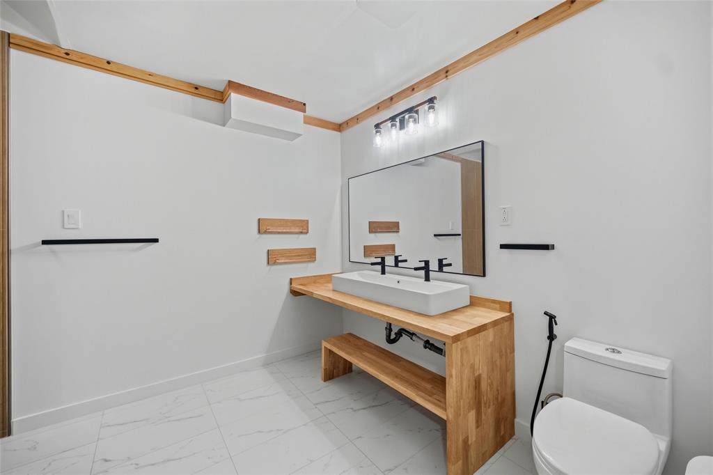 COOKE'S MEADOW ADDITION BLOCK G LOT 19 - Residential