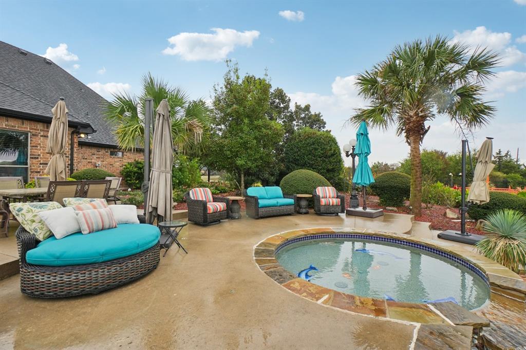 484 Savannah Hill