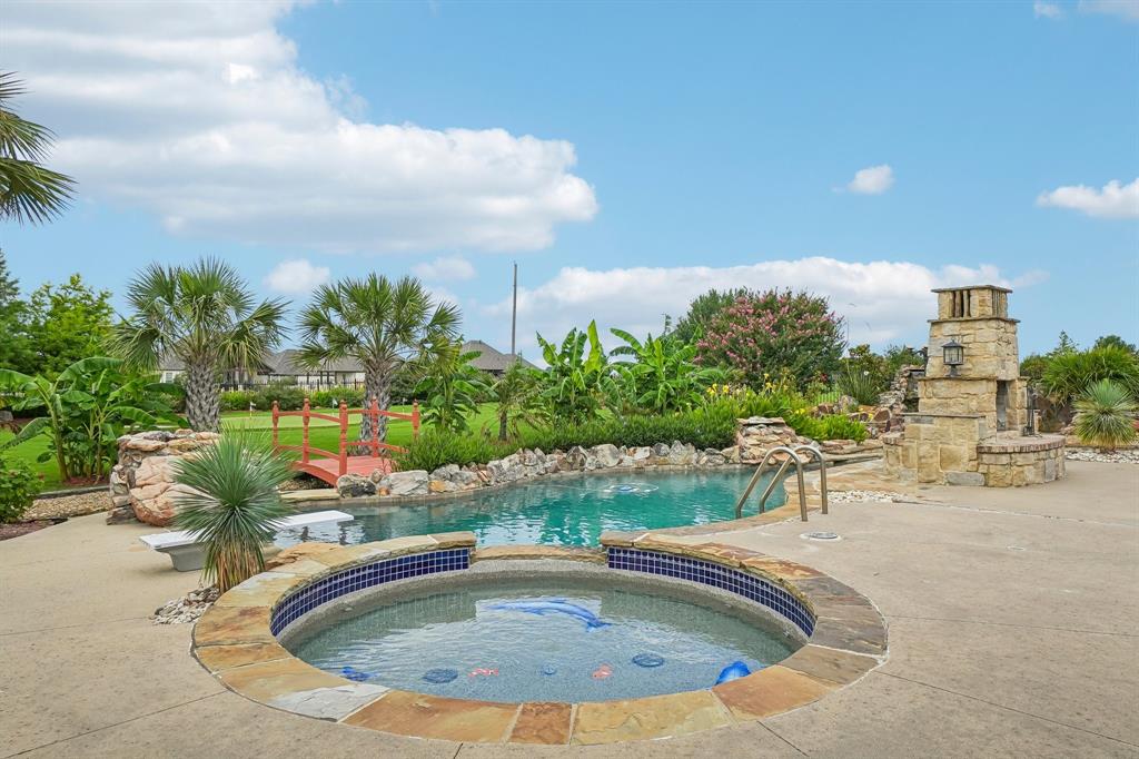 484 Savannah Hill