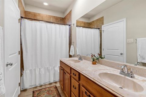 Tiny photo for 2224 Cobblestone Court, Granbury, TX 76049 (MLS # 21197860)