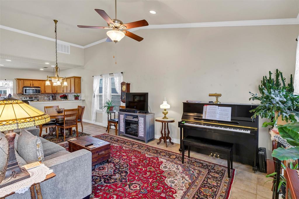 2224 Cobblestone Court