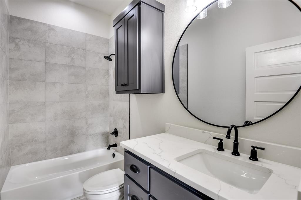 Town - Waxahachie - Residential