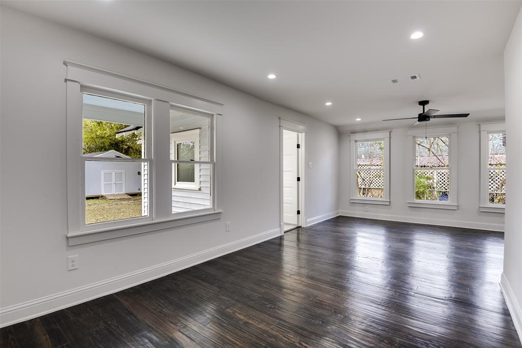 Town - Waxahachie - Residential