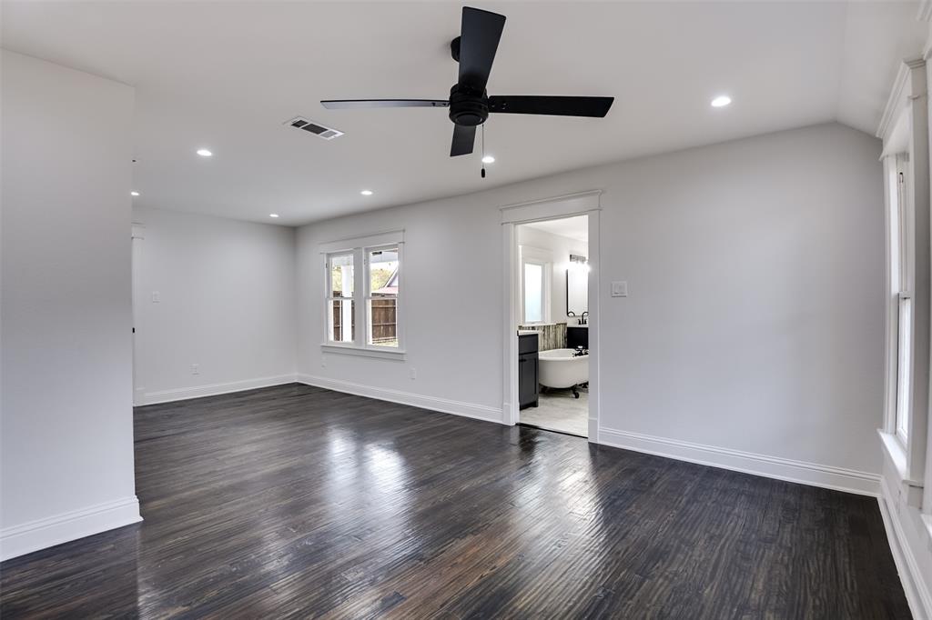 Town - Waxahachie - Residential