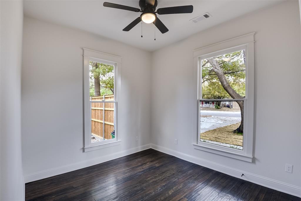 Town - Waxahachie - Residential