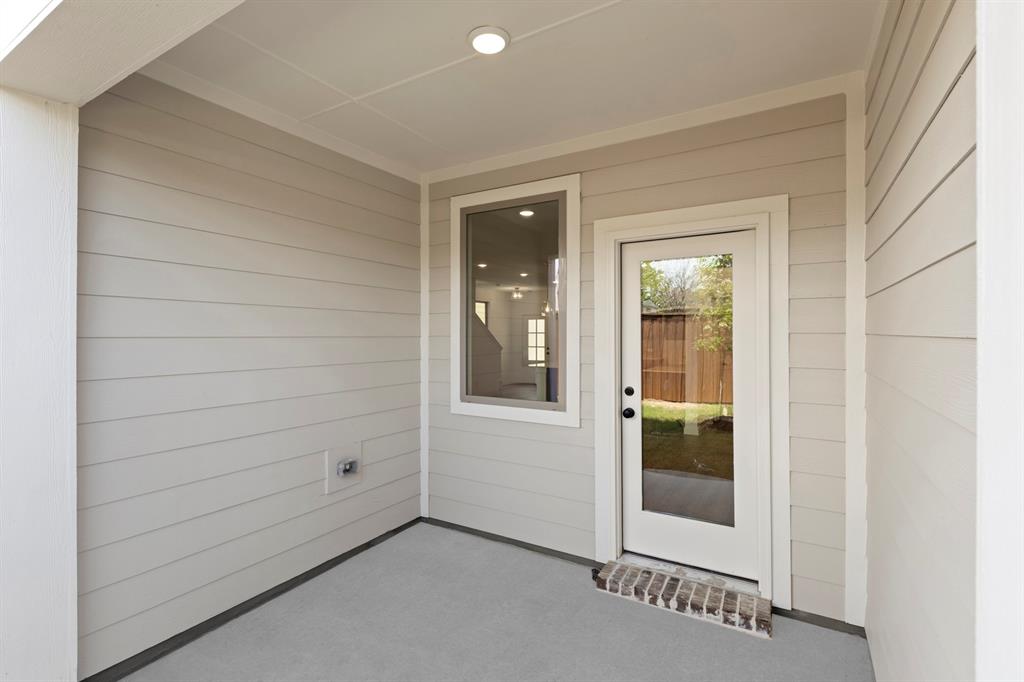 Sereno Oaks at Buckner Terrace - Residential