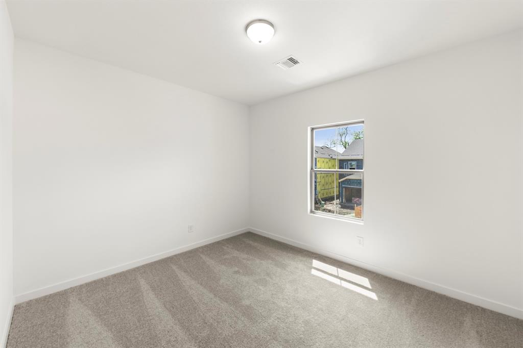 Sereno Oaks at Buckner Terrace - Residential