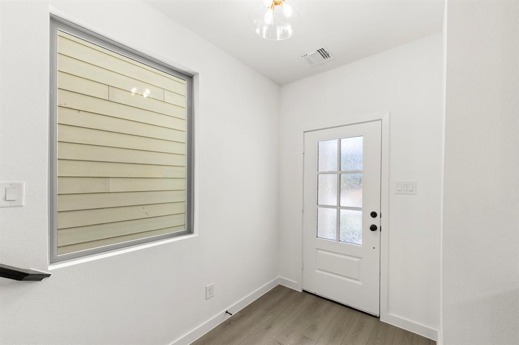 6915 Mission Tejas Drive