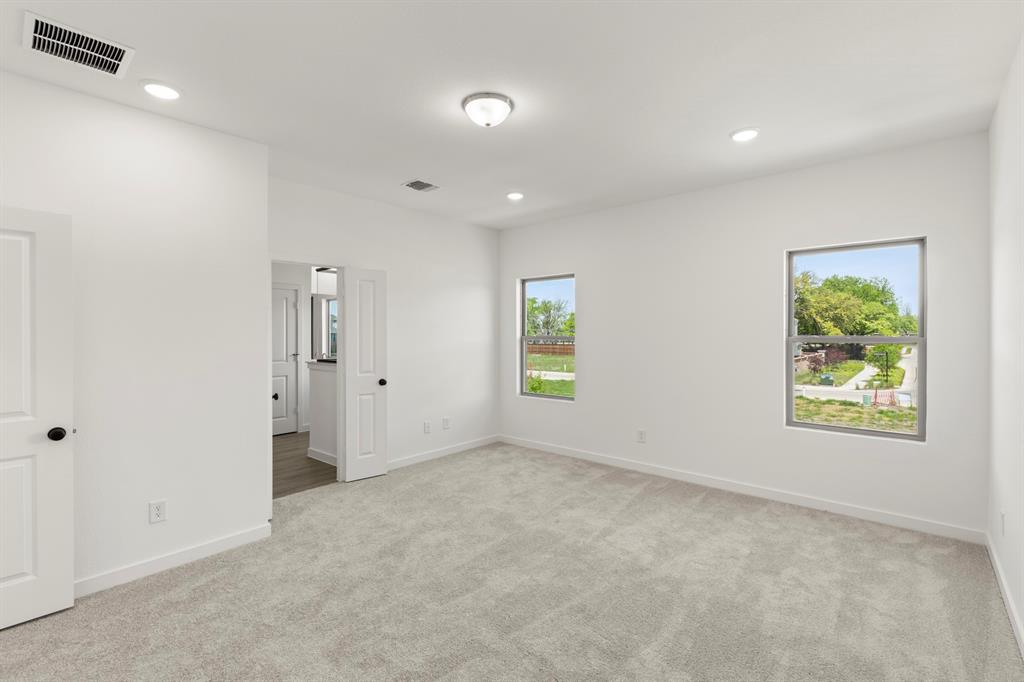 Sereno Oaks at Buckner Terrace - Residential