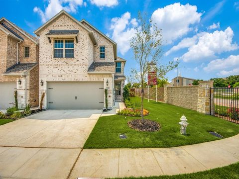 Photo of 641 Hutchinson Lane, Lewisville, TX 75077 (MLS # 21223363)