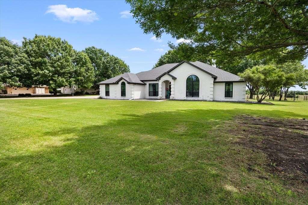 3 Crestview Circle