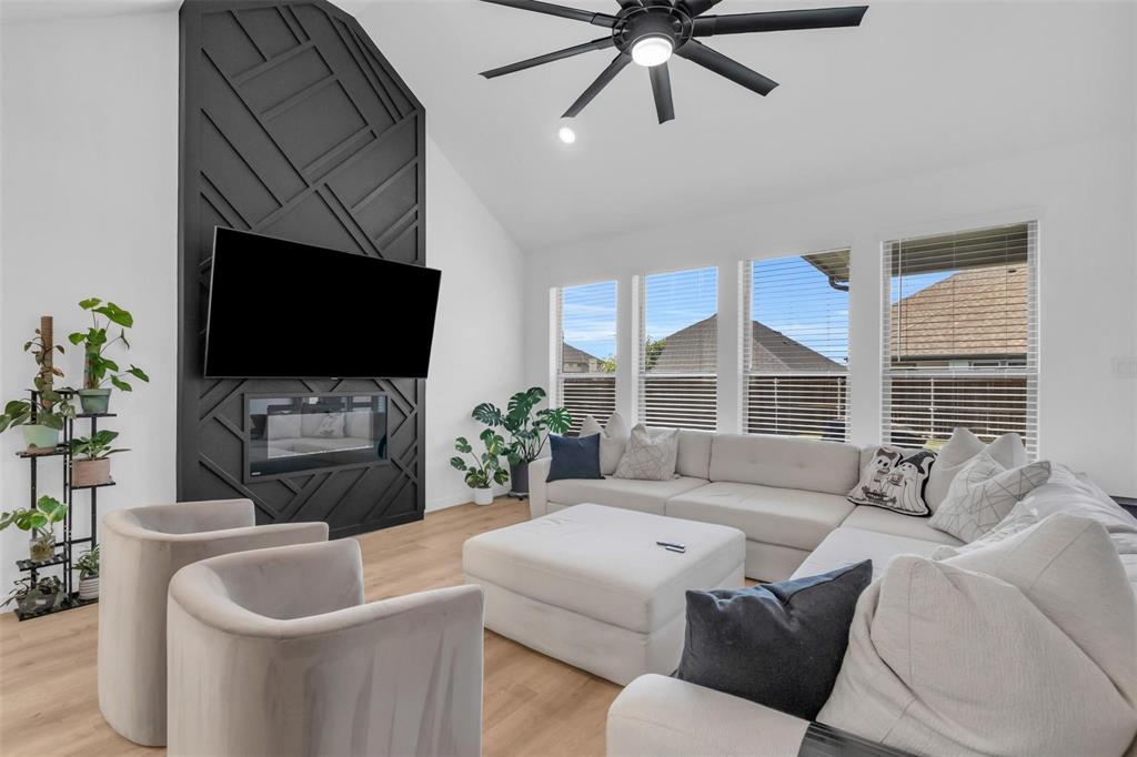 Cibolo Hill Ph 2 - Residential Lease