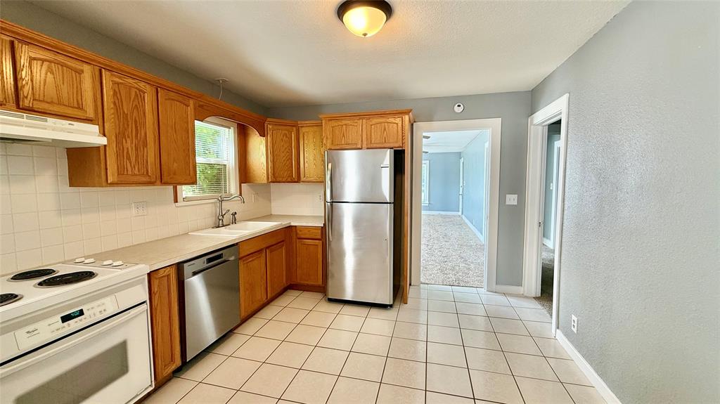 1324 4th Street