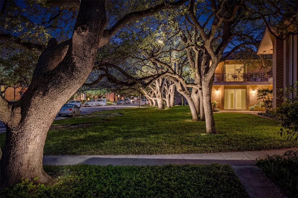 Royal Arms Condos - Residential