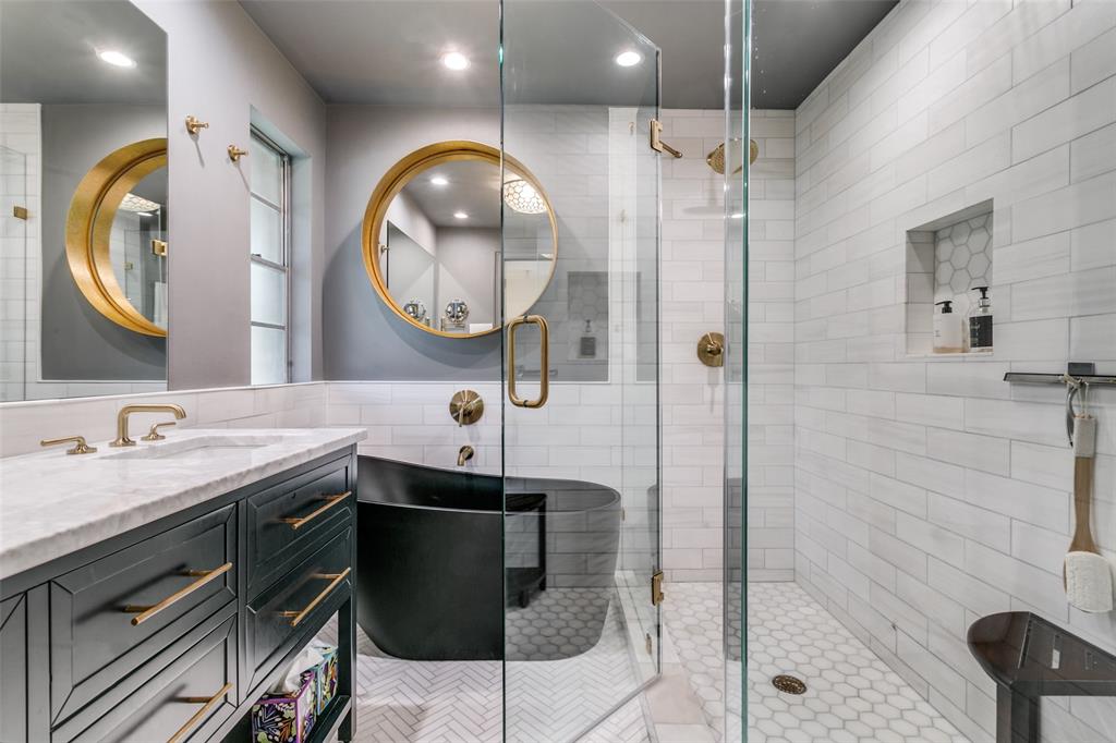 Royal Arms Condos - Residential