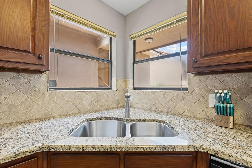 5513 Club Cove Court