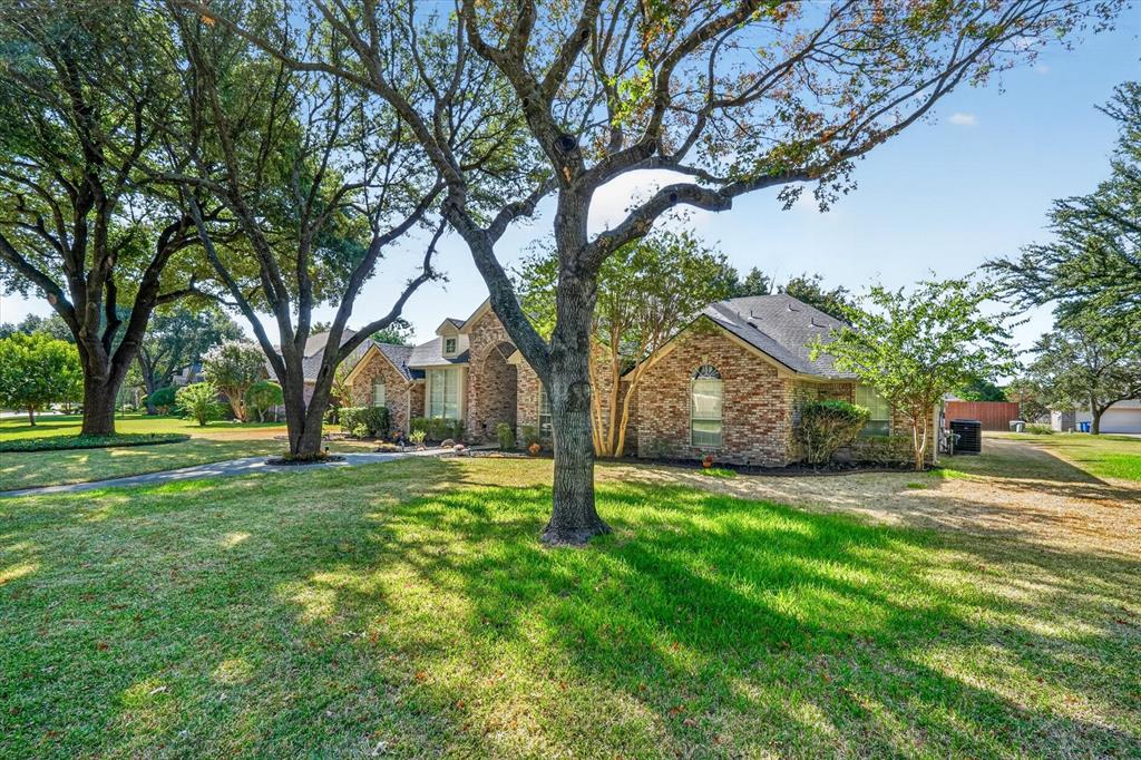 106 Hummingbird Lane